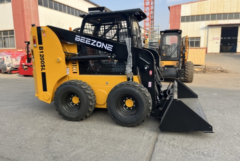 Мини-погрузчик BEEZONE B1200SL